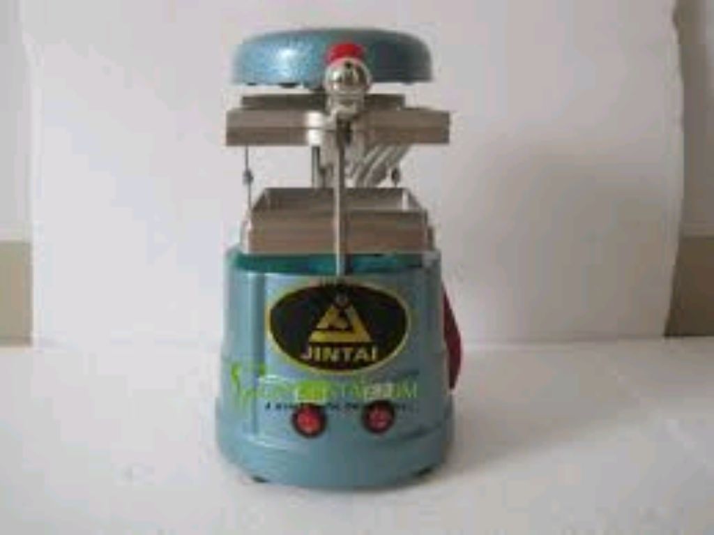 Vacuum Former Machine By Scantrik