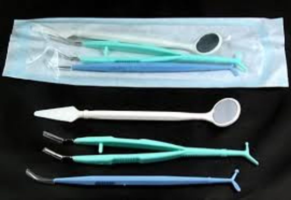Disposable dental Surgical kit by Scantrik
