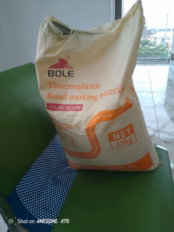 Road Marking Paint With Top Way Traffic Reflective (Yellow) By Hiphen Solution