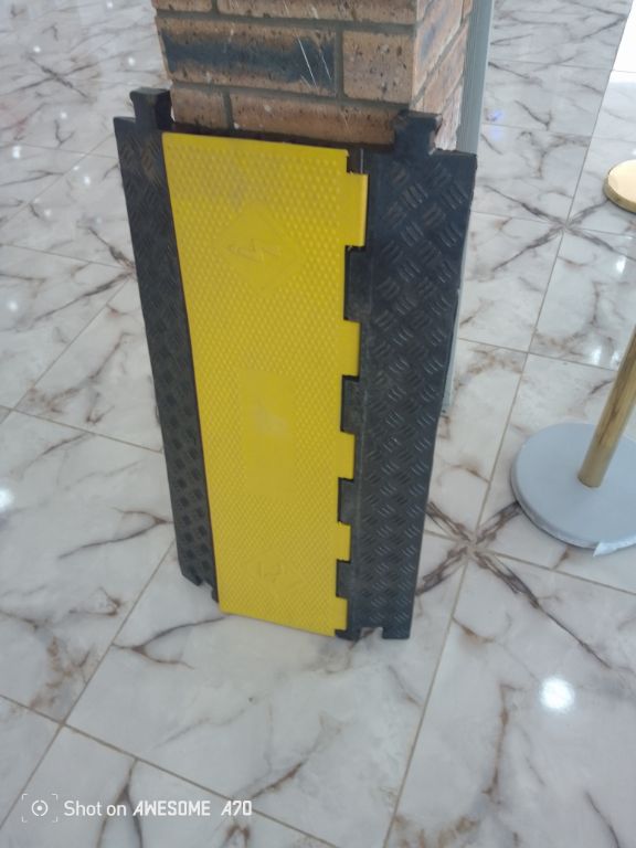 Cable Protector Ramp Heavy Duty Traffic Wire