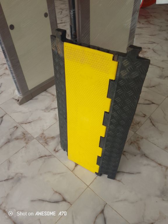 CABLE RAMP Connector Bumps(One Meter Lenght) By Hiphen Solution