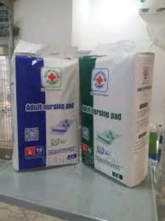 Portable Medical Disposable Adult Nursing Pad by Scantrik