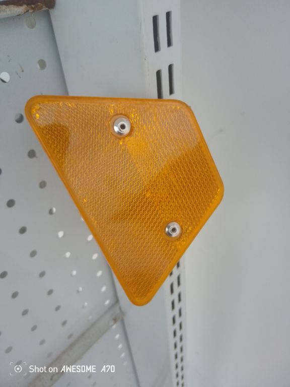 Red Aluminium Railway Reflector For Road Safety By Hiphen Solution