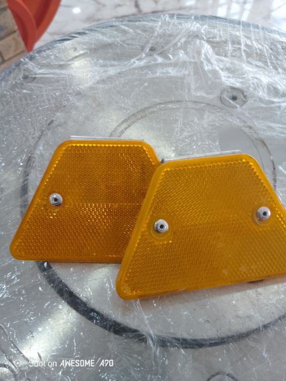 Quality Highway Guardrail Reflector By Hiphen Solution