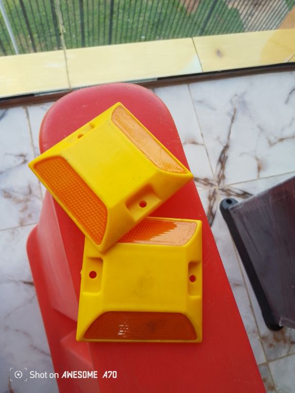 Vehicle Road Stud By Hiphen Solution