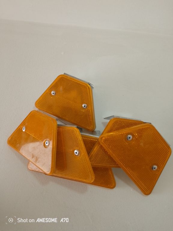 Reflective Barrier Guardrail Reflector By Hiphen Solution