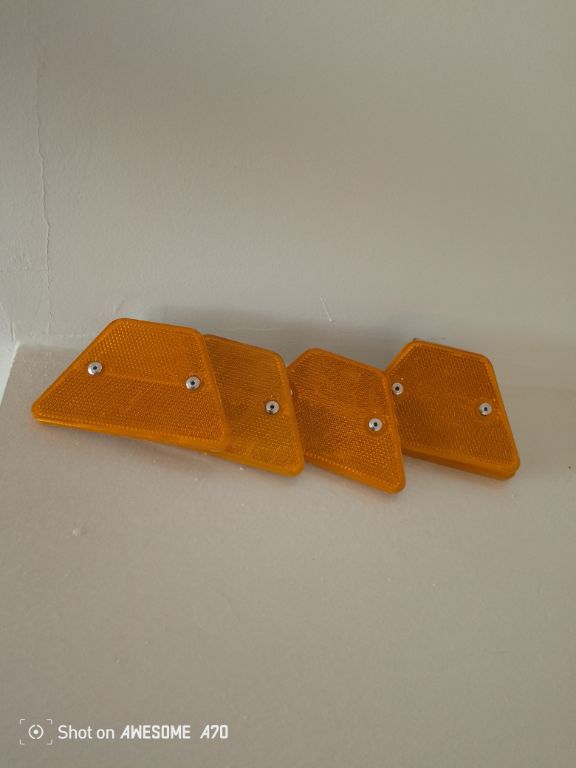 Highway Roadside Concrete Steel Metal Warning Delineators By Hiphen Solution