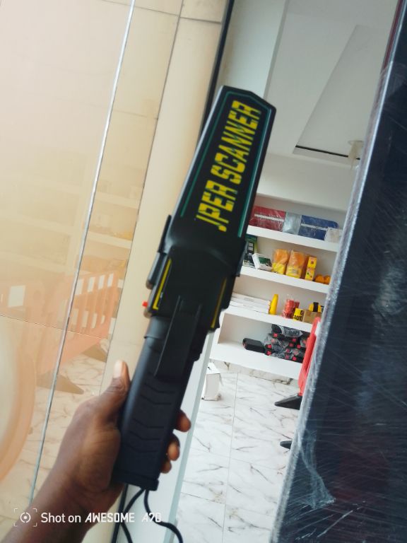 Portable Check Point Handheld Metal Detector By Hiphen Solution