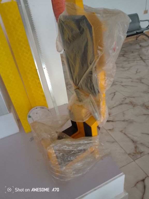 Garage Workshop Car Tyre Lock By Hiphen Solution