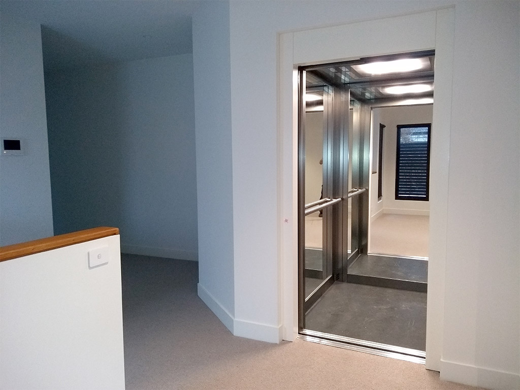 4 Stops Hydraulic Gearless Homelift Elevator By Hiphen Solution