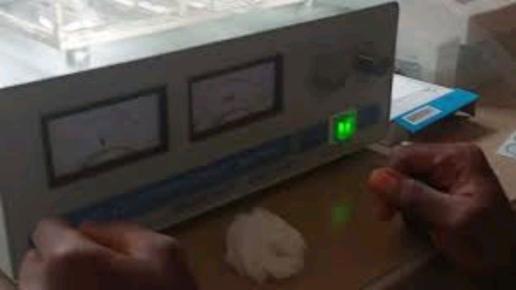 Medical Analysis Electrophoresis Machine By Scantrik