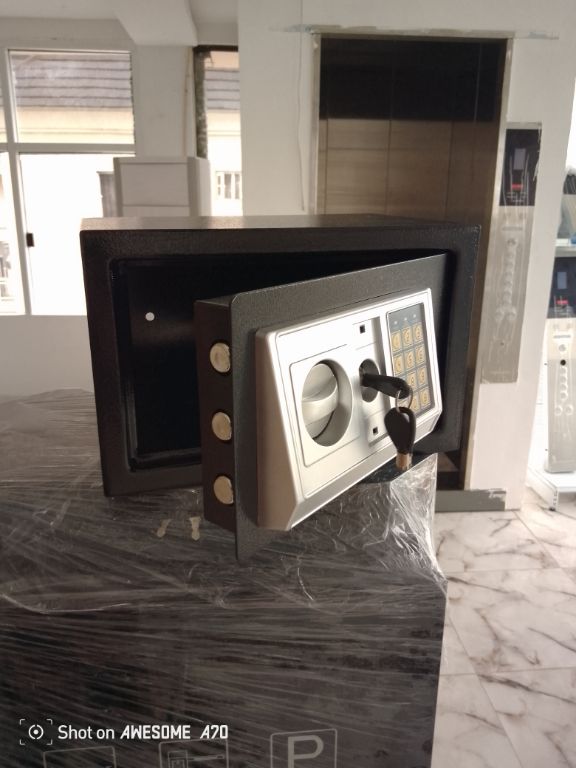 Security Digital Lock for Home Office Hotel By Hiphen Solution