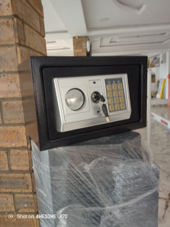 Money Safe Cash Jewelry Passport Gun Security By Hiphen Solution