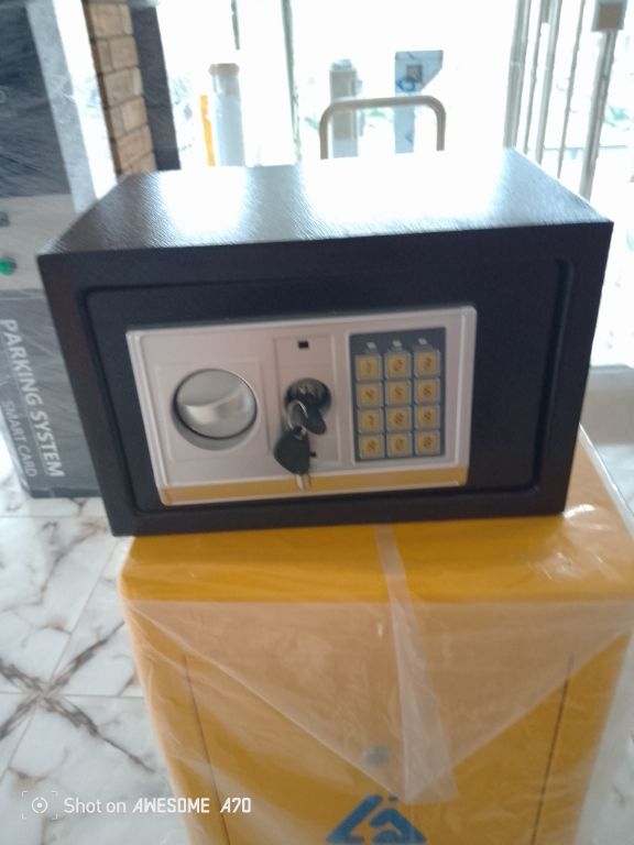 Home Safe Box By Hiphen Solution