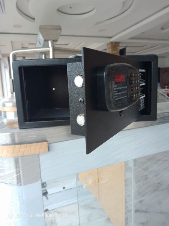 Family Money Safe Box By Hiphen Solution