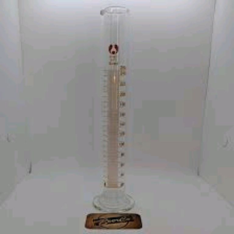 Glass Measuring Cylinder 100ml by Scantrik