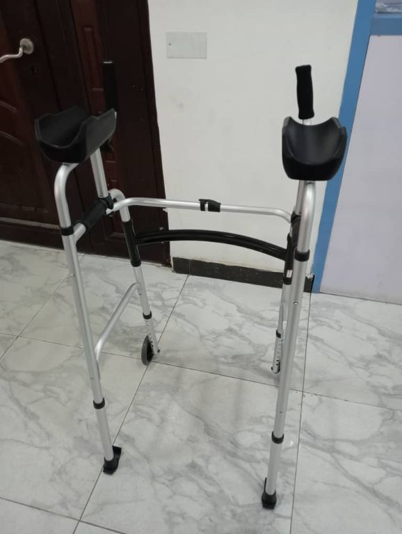 Mobility Walking Aid by Scantrik