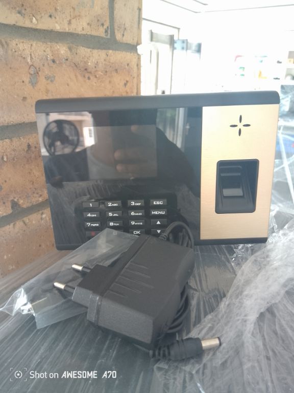 FINGERPRINT TIME ATTENDANCE DEVICE WITH BATTERY BACKUP By HIPHEN SOLUTION