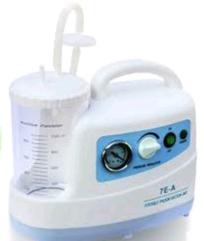 Handheld phlegm extractor unit by Scantrik