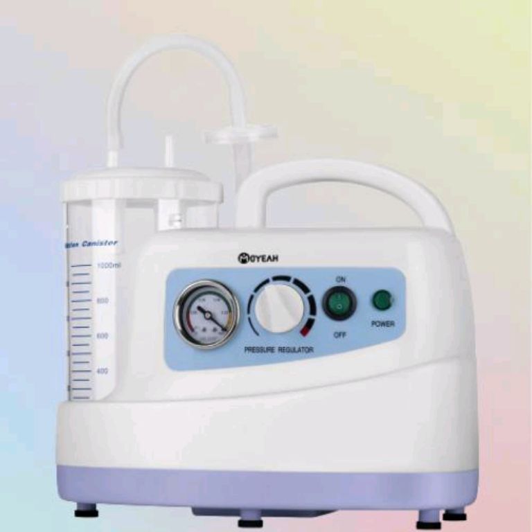 Compact respiratory sunction device by Scantrik