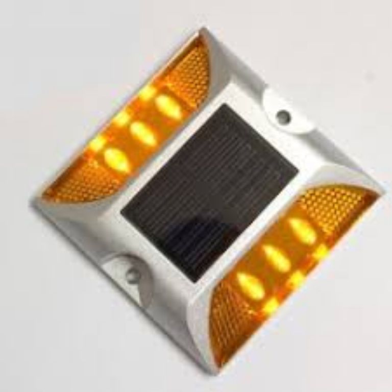 Solar Road Studs by Hiphen Solutions