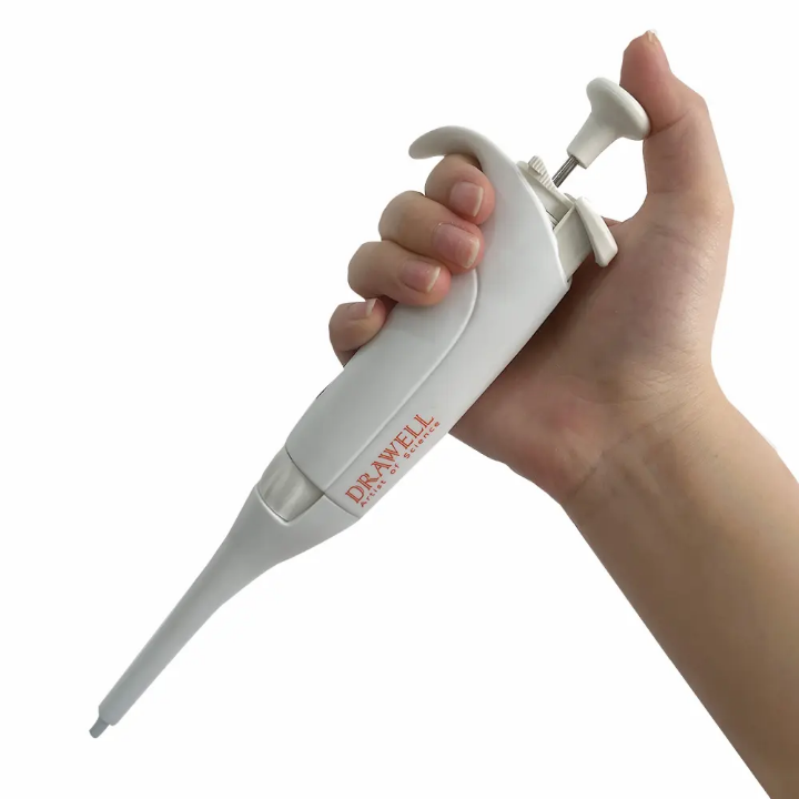 Smart Adjustable Pipette 20-200µL by Scantrik
