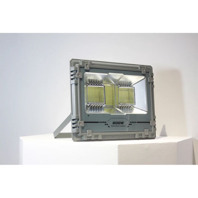 200W Solar Area Light by Hiphen Solutions