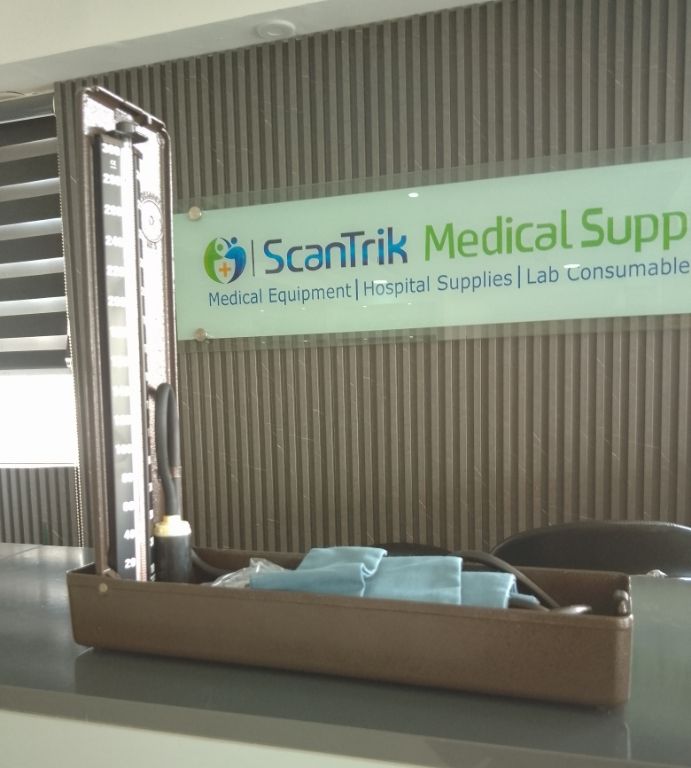 Blood Pressure Testing Accoson Sphygmomanometer by Scantrik