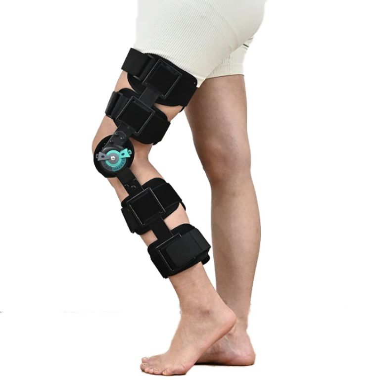 Medical Knee Adjustable Immobilizer Half Length by Scantrik