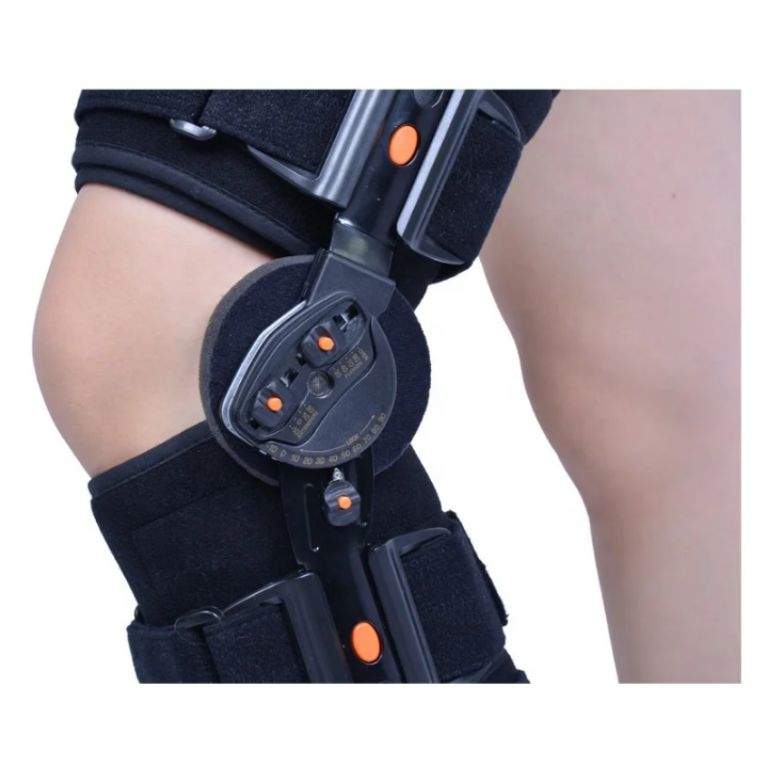 Adjustable Knee Brace by Scantrik
