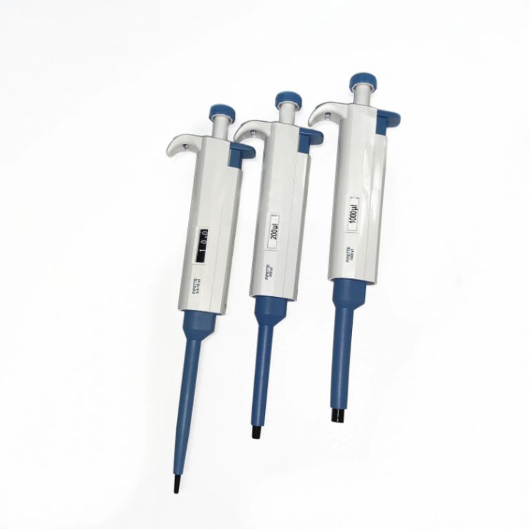 Healthcare Labs Adjustable Pipette 10-100µL by Scantrik