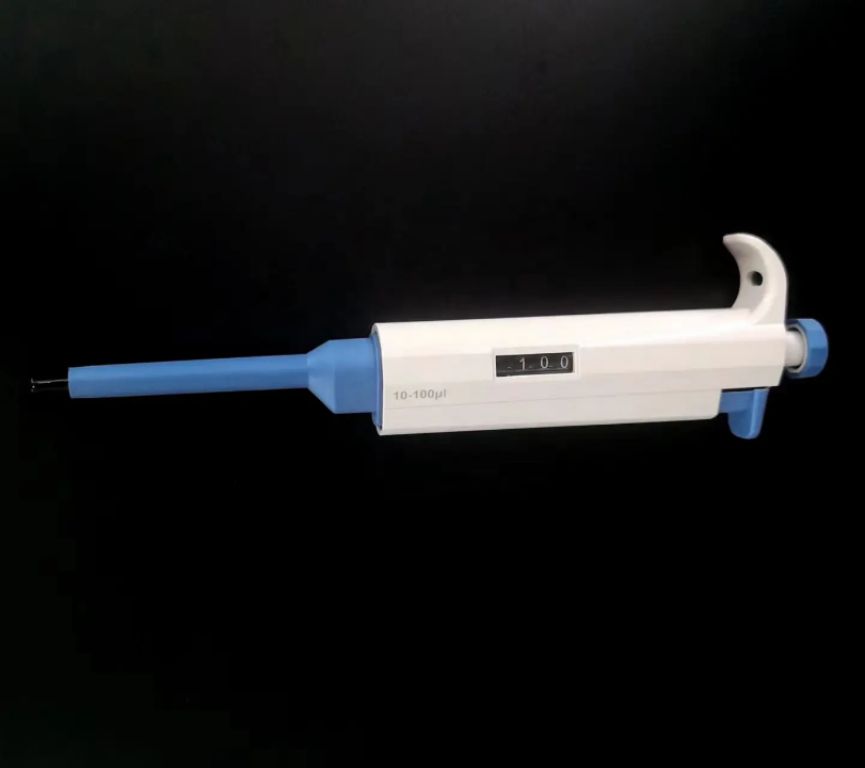 Lab High-Quality Adjustable Pipette 0.5-10µL by Scantrik