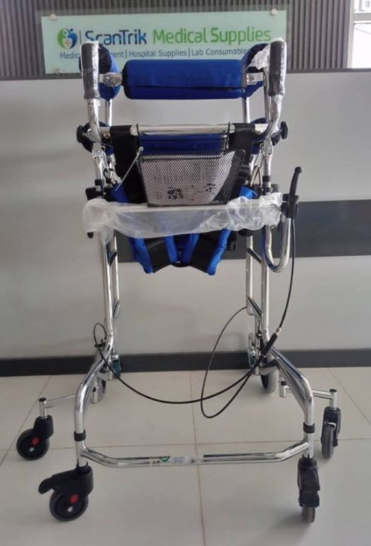 Orthopedic Rehabilitation Walking Aid with Wheels by Scantrik