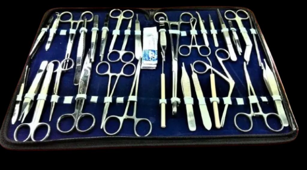 Complete Anatomical Dissecting Set Kit by Scantrik