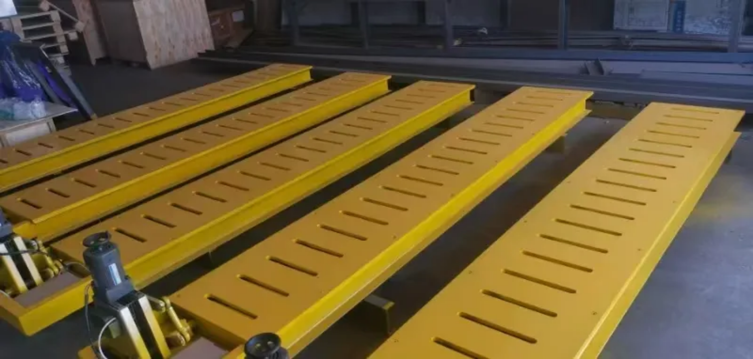 High quality 4m Automatic spike barrier by Hiphen solutions