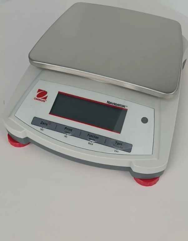 Compact Weighing Scale by Scantrik