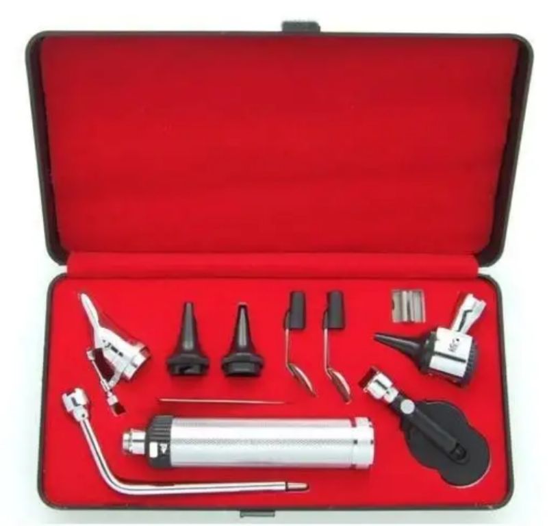 Throat Examination Kit by Scantrik