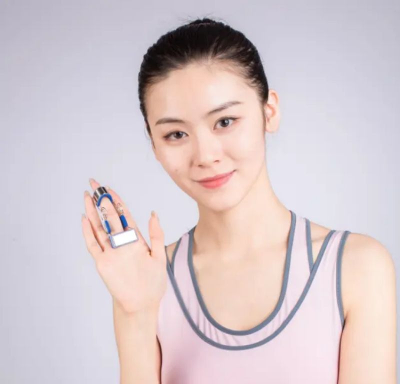 Finger Brace by Scantrik