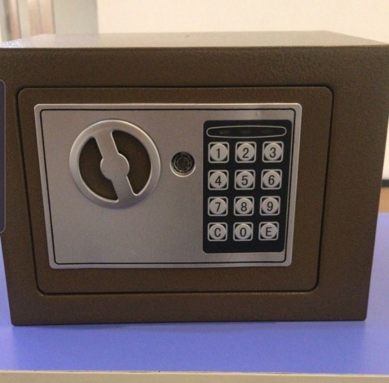 17E Hotel Mini Safe Box by Hiphen solutions