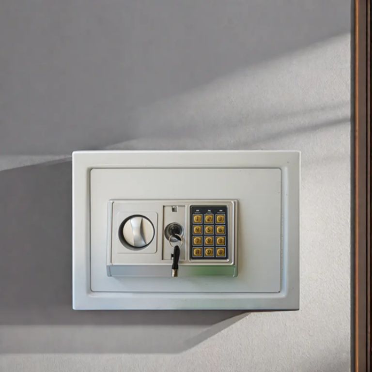 20E security hotel safe by Hiphen solutions