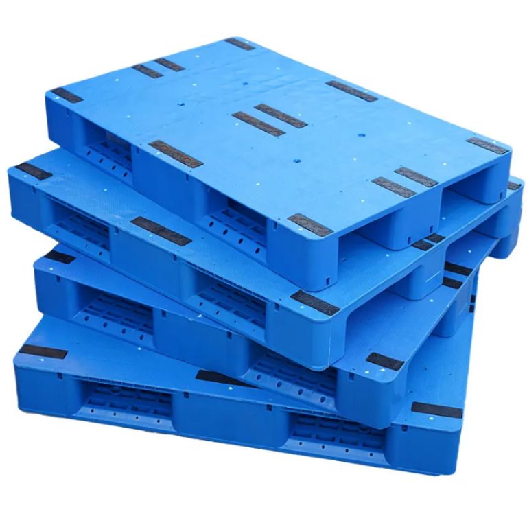 Structural Plastic Pallet by Scantrik