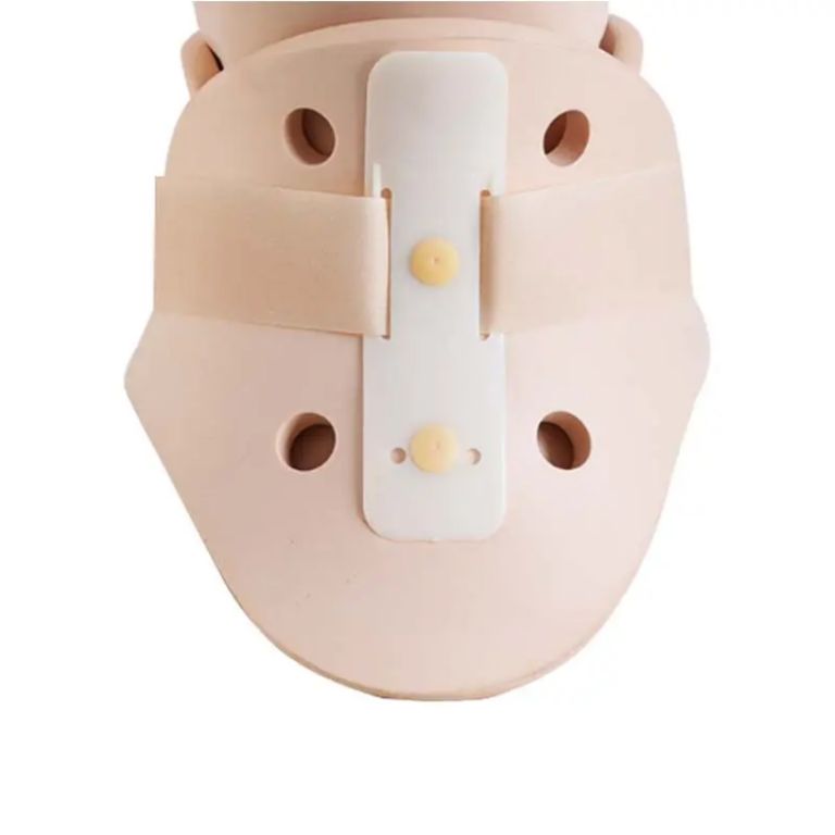Adjustable Cervical Collar by Scantrik