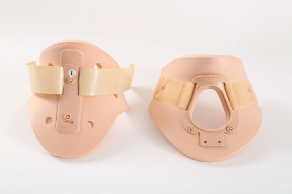 Neck Brace by Scantrik