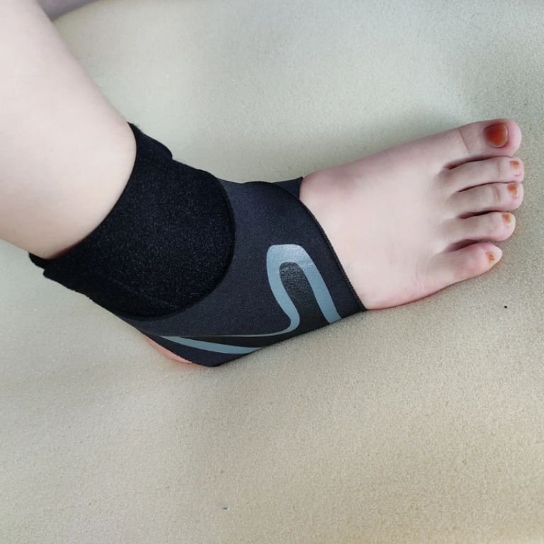 Foot and Ankle Sleeve by Scantrik
