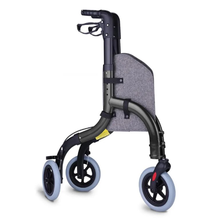Three-wheel support walker by Scantrik