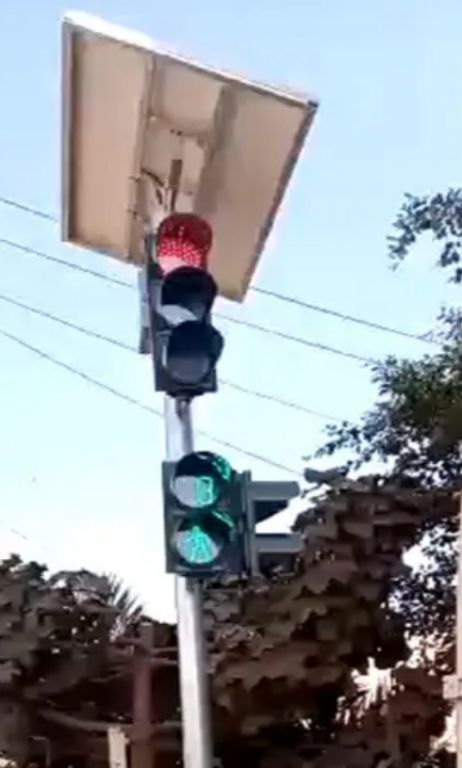 SunSafe Traffic Light by Hiphen solutions