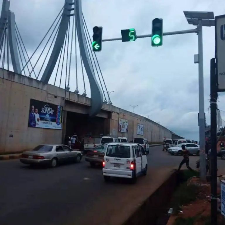 Solar SmartWay Light by Hiphen solutions