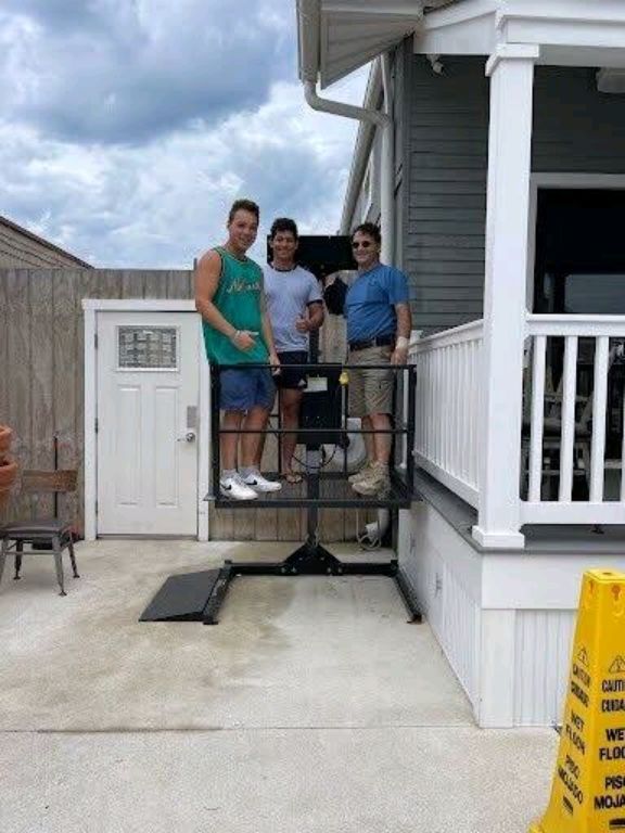 Quality Compliant Porch Lift by Home lift elevator