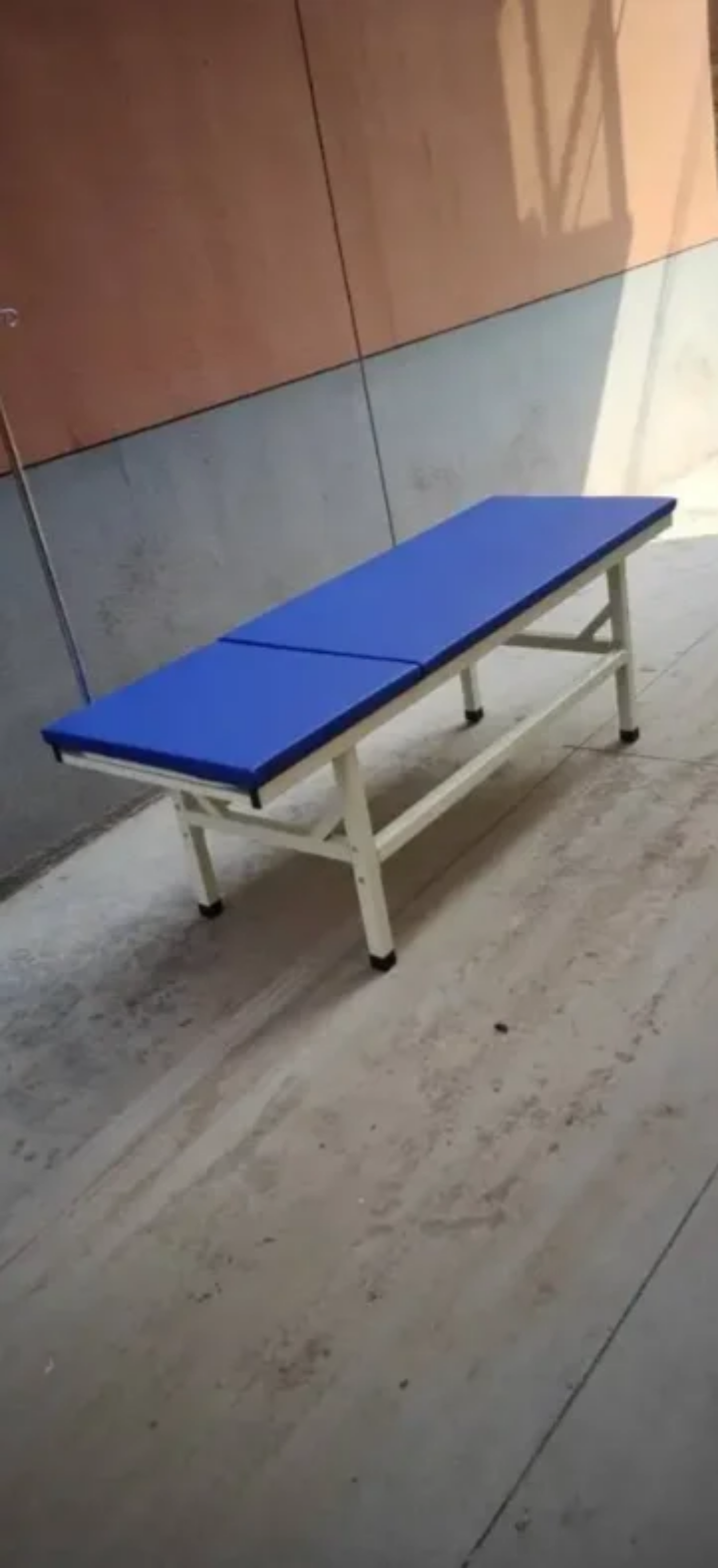 Crank-Operated Orthopedic Bed by Scantrik