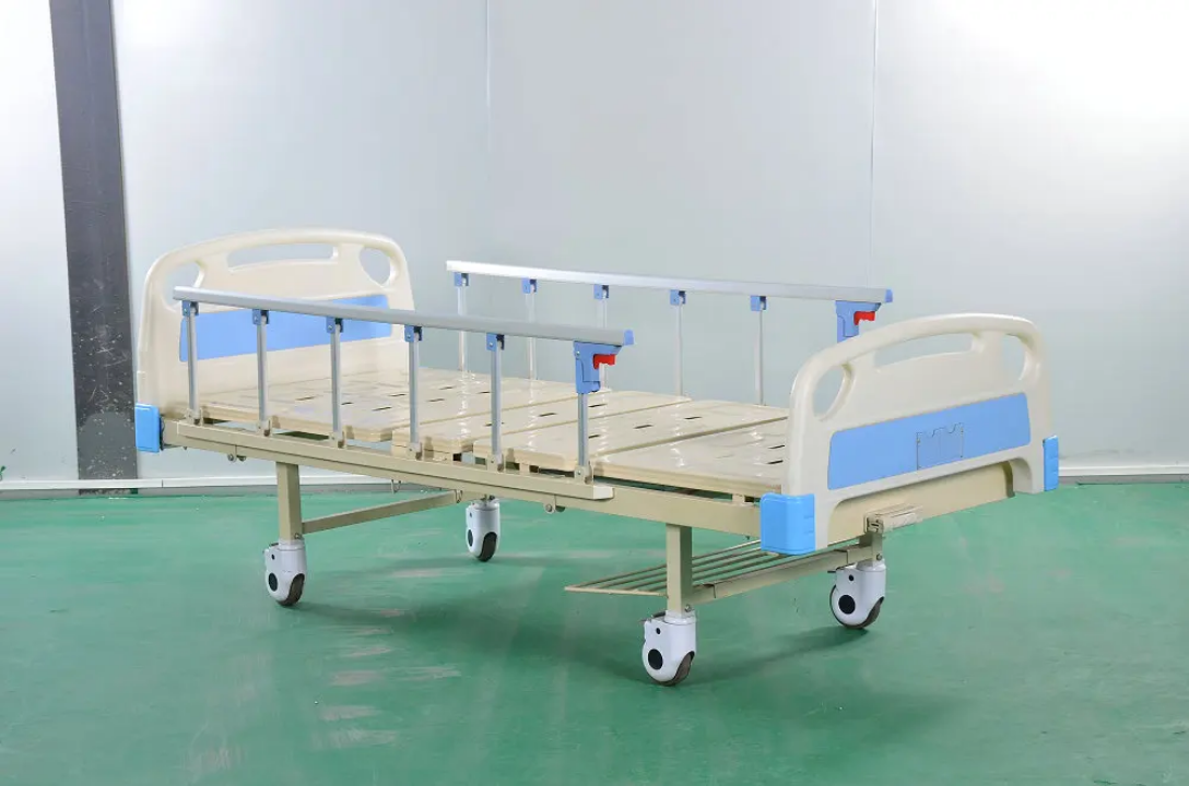 Clinic Bed with Crank by Scantrik